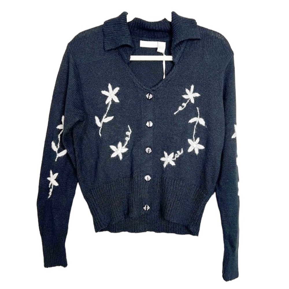 Whitewash Ladimir black and white floral stitch cardigan sweater size Medium - Picture 16 of 16